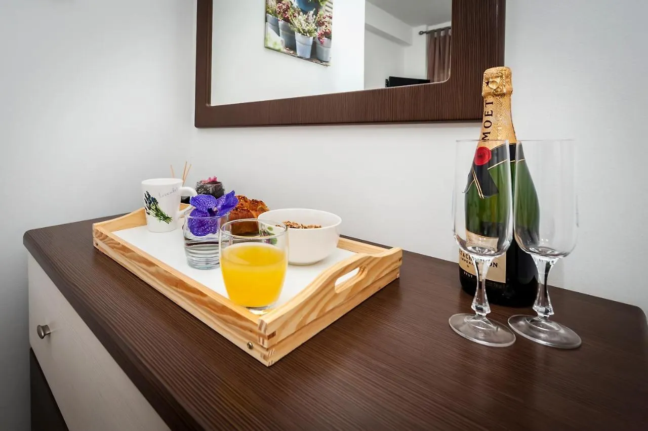 Apartment & Rooms Graciela Rovinj 3*,