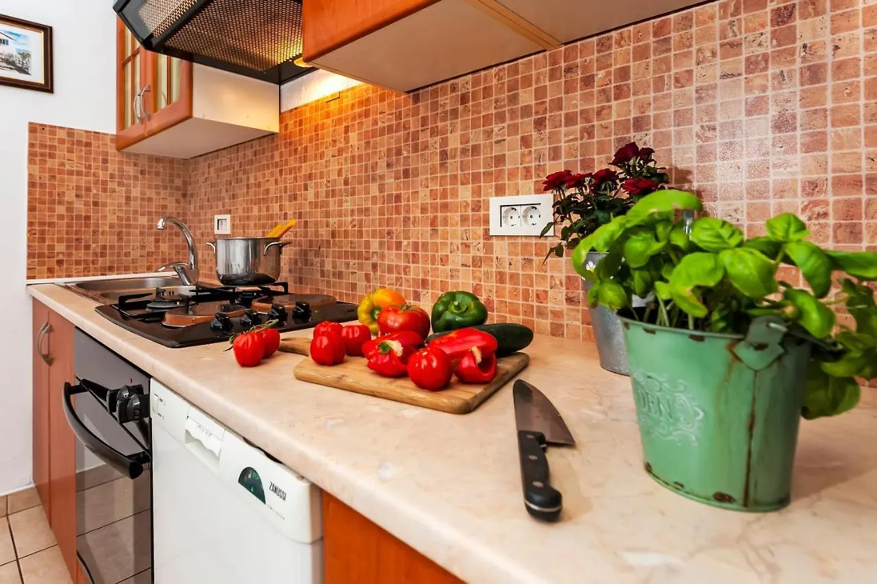 Guest house Apartment & Rooms Graciela Rovinj